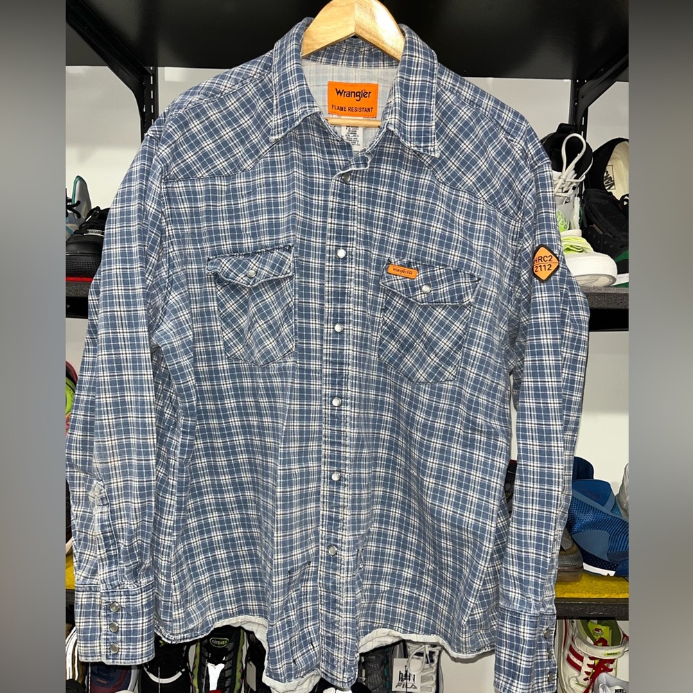 Wrangler FR Navy Checkered Casual Shirt